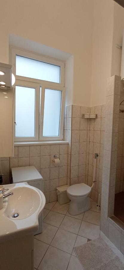 Duna Szecsi Apartman Budapest Exterior foto