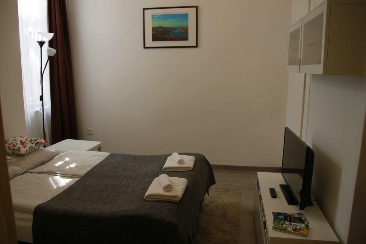 Duna Szecsi Apartman Budapest Exterior foto